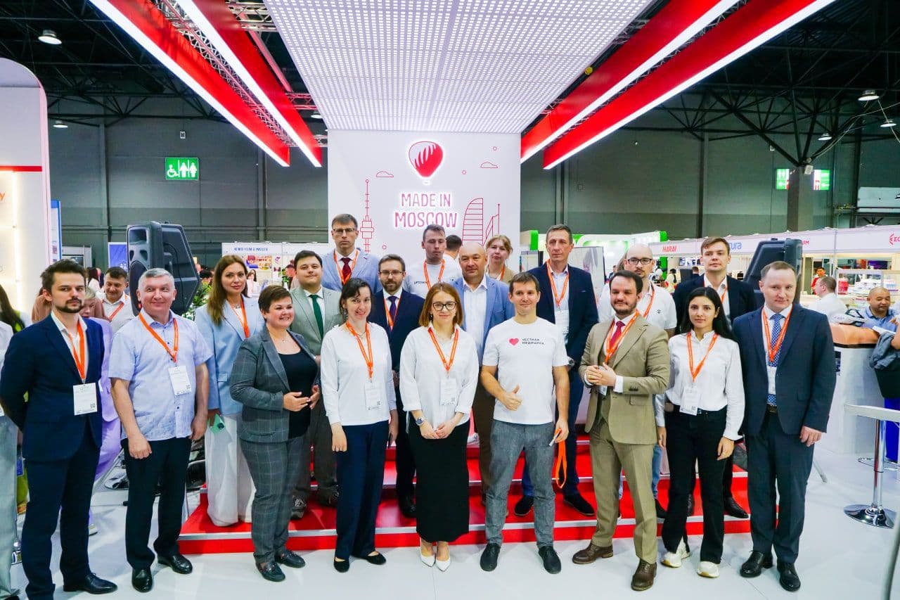 Открыли стенд Made in Moscow в Казахстане в рамках выставки KIHE